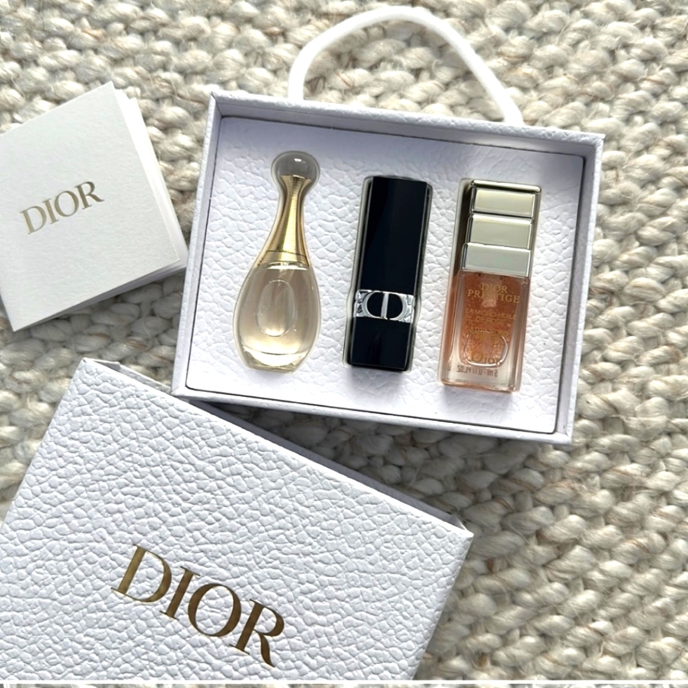 Dior Deluxe Gold Set